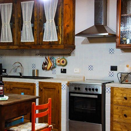 Agriturismo Casa Da Pietro Poggio Alla Croce Luaran gambar