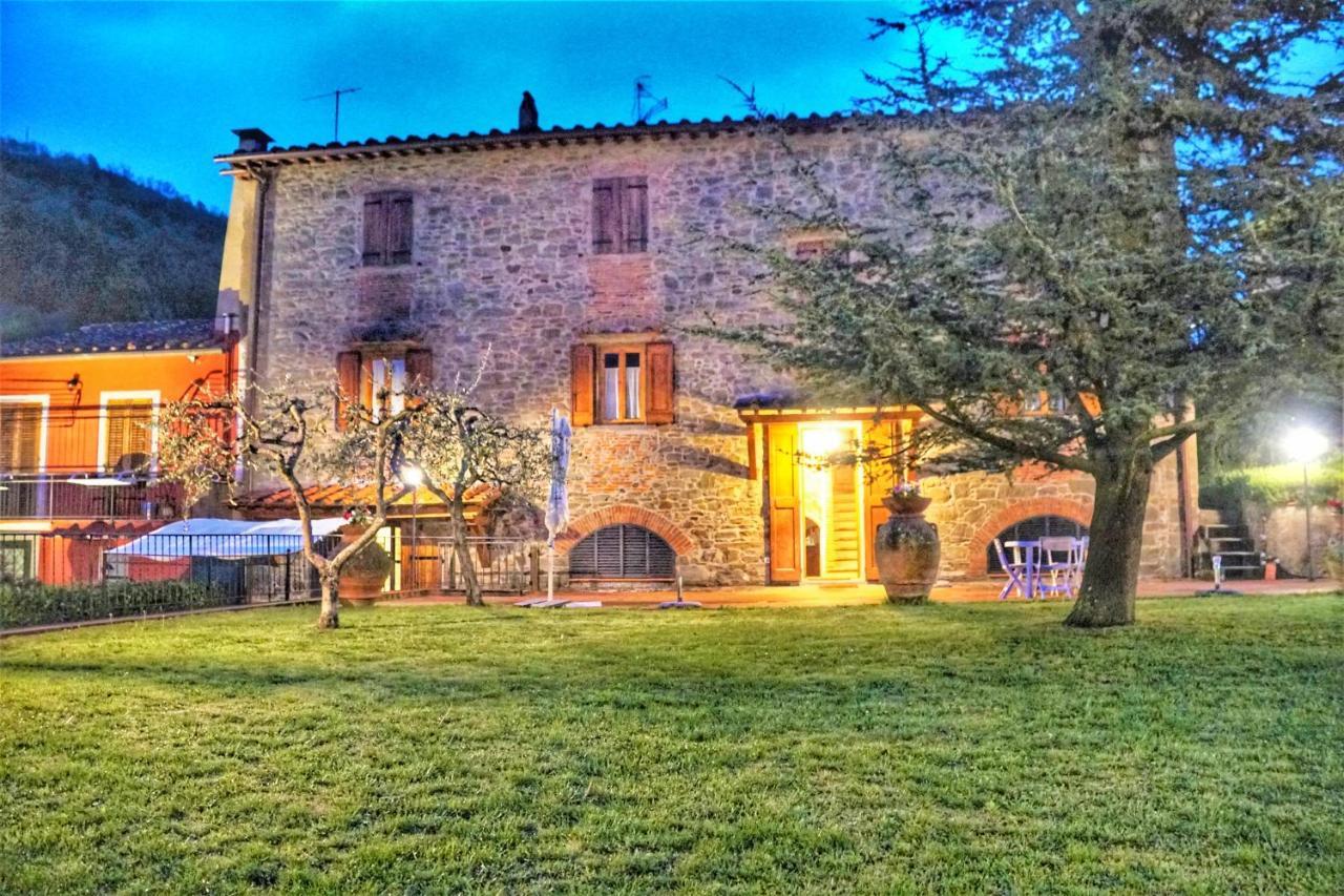 Agriturismo Casa Da Pietro Poggio Alla Croce Luaran gambar